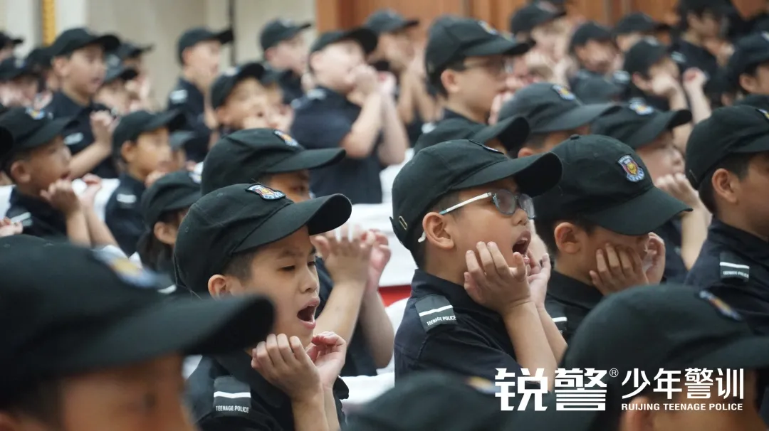 銳警少(shǎo)年(nián)警訓夏令營：成長(cháng)，就(jiù)是(shì)不(bù)斷突破自(zì)己