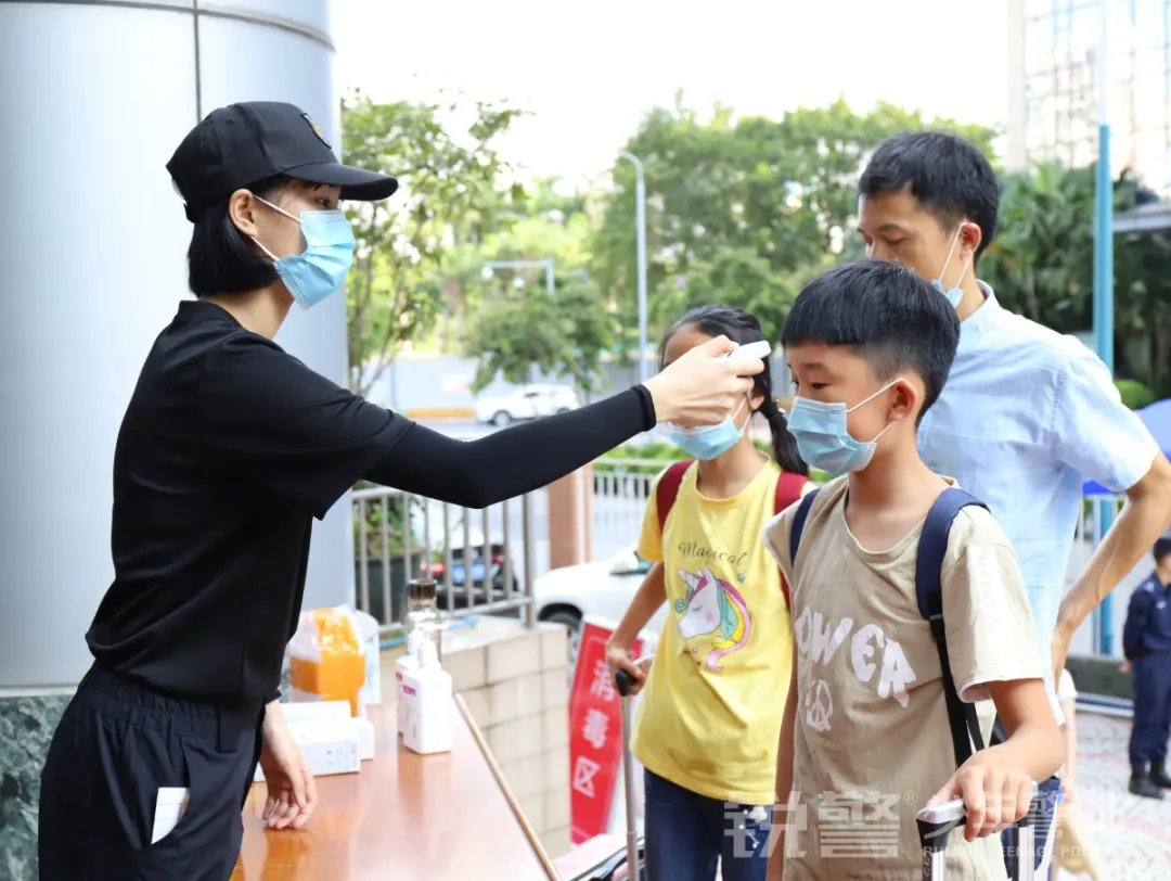 銳警少(shǎo)年(nián)警訓夏令營:揚帆起航,這(zhè)是(shì)一(yī)個(gè)嶄新的(de)開(kāi)始